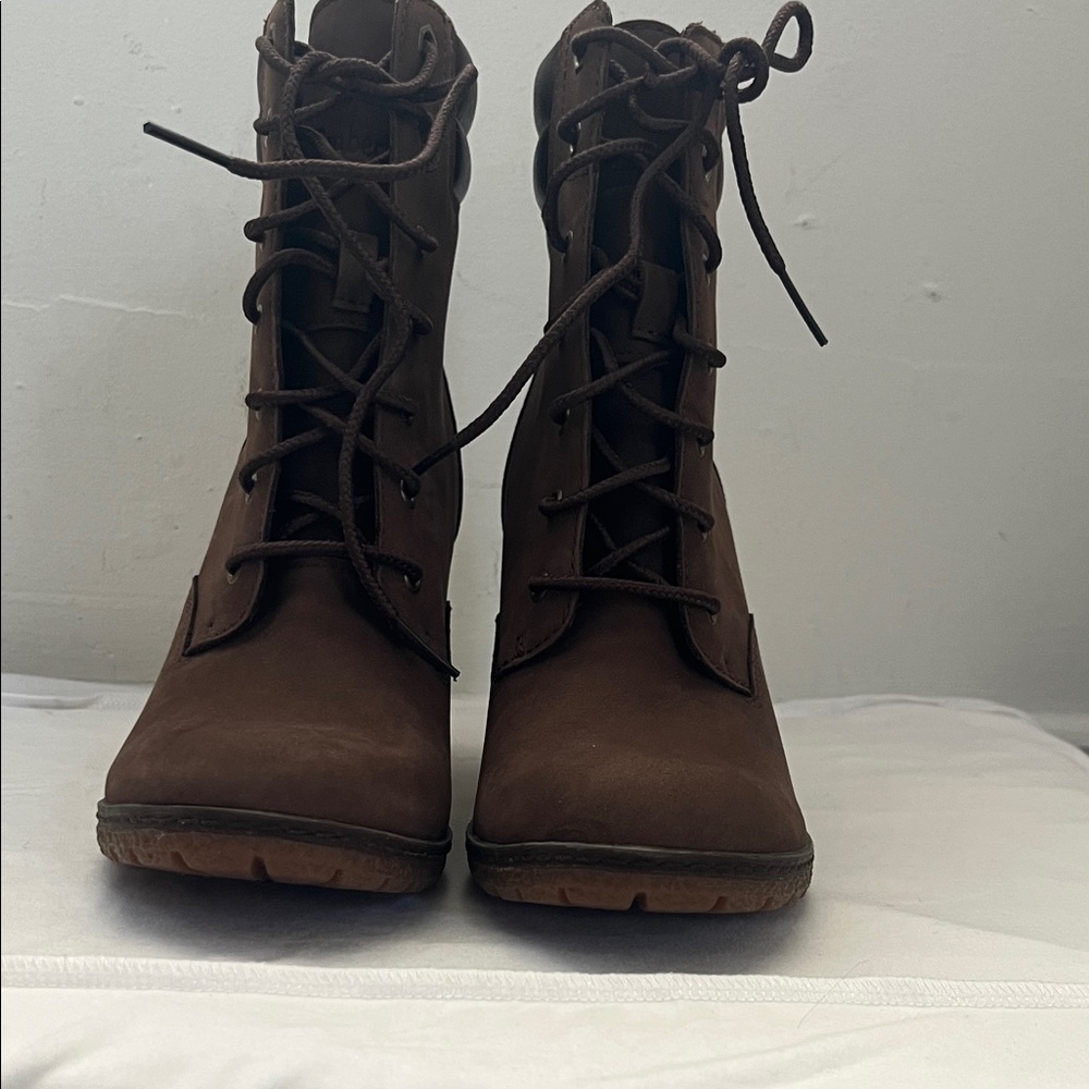 Timberland Women's Dark Brown Heeled Boots - Picture 3 of 7